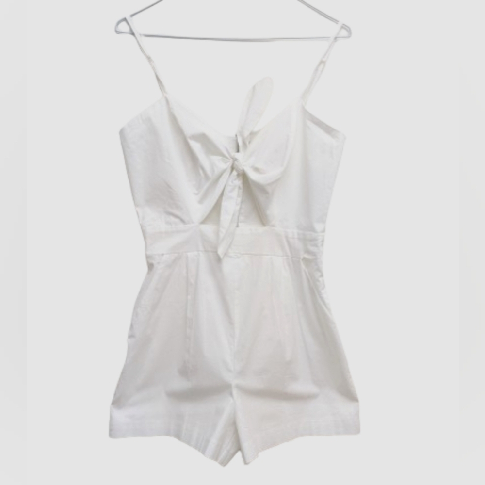 Gianni Bini women's white romper size S playsuit bow front tie